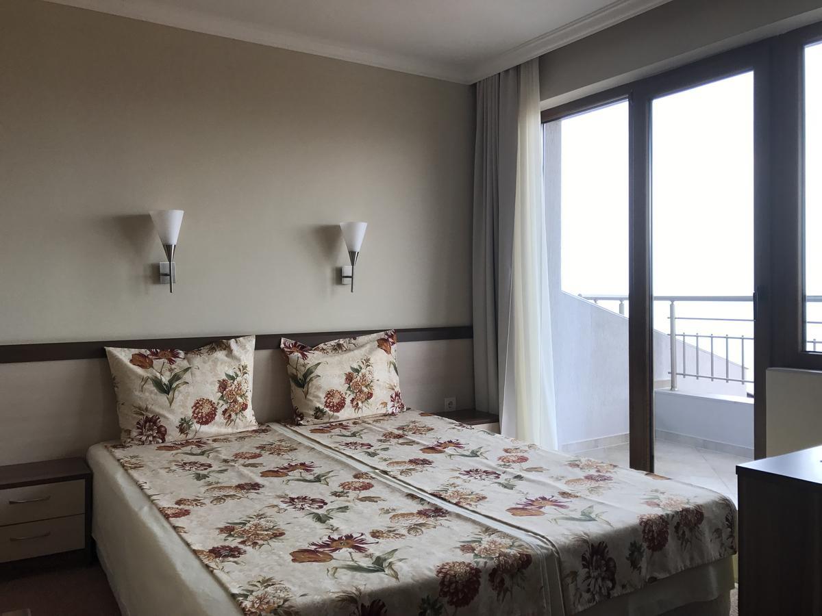 Family Hotel Radiana โซโซโปล ภายนอก รูปภาพ