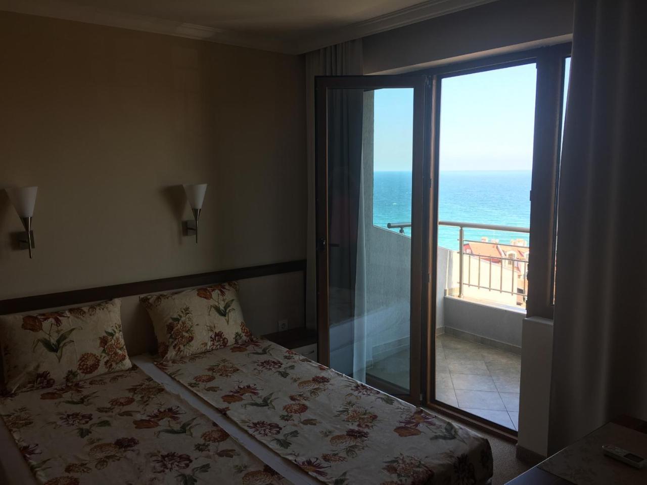 Family Hotel Radiana โซโซโปล ภายนอก รูปภาพ