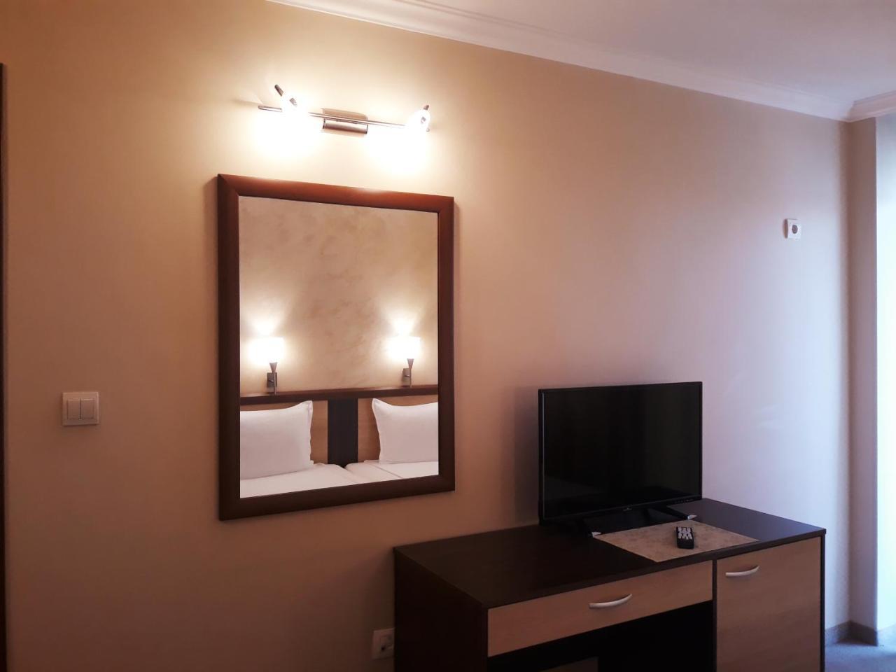 Family Hotel Radiana โซโซโปล ภายนอก รูปภาพ